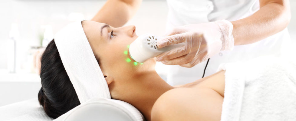 Ultrasound, a woman in the beauty salon