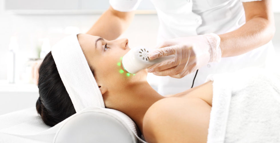 Ultrasound, a woman in the beauty salon